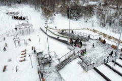 Из простого берега реки в современную набережную