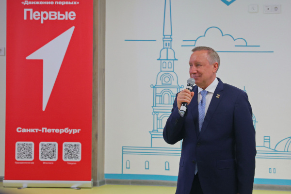 Александр Беглов посетил новое здание школы № 99 «СТАРТ» на Петровском проспекте