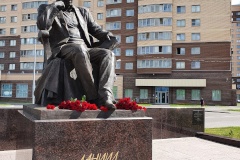 Сквер Гранина в Невском районе готов!