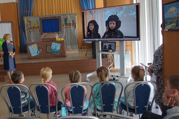 В Центральной районной детской библиотеки «Радуга» состоялось награждение победителей детского песенно-музыкального конкурса «День Победы»