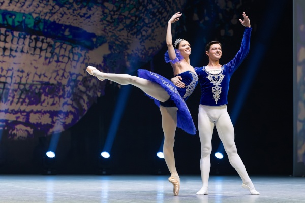 Гала-концерт звёзд оперы и балета в Михайловском театре в рамках XXVIII ПМЭФ (19.06.2025). Автор фото: Елена Бледных