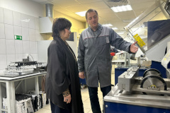 В Санкт‑Петербурге общественники следят за качеством ремонта дорог