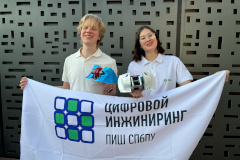 Команда молодых инженеров из Петербурга триумфально выступила на международном чемпионате по боям роботов RoboWars в Индии