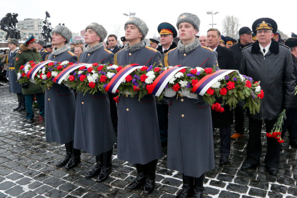 23 февраля на пл. Победы