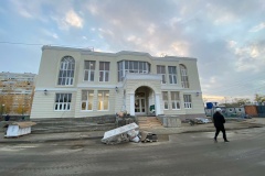 Вице-губернатор Николай Линченко проинспектировал ход строительства социальных объектов Красносельского района