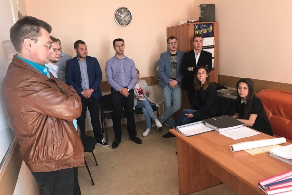 Во Фрунзенском районе продолжается профилактическая противопожарная работа в организациях и учреждениях