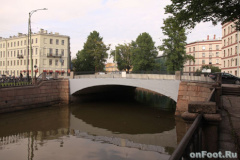 В связи с ремонтом Ново-Никольского и Каменного мостов движение судов закрывается на участке канала Грибоедова