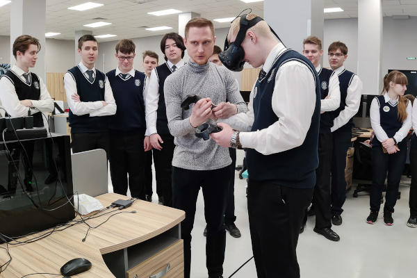 #мыработаем. Высокие технологии родом из Стрельны