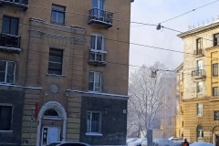Во Фрунзенском районе продолжается уборка снега и наледи