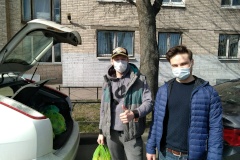 Волонтерский штаб Кировского района продолжает работать