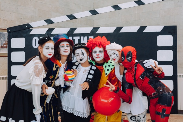 Новый кинозал в "Каскаде": звук, картинка и комфорт с приставкой "супер"