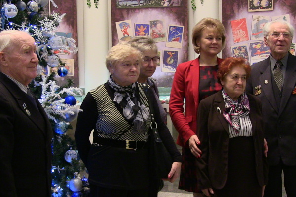 Ветераны на выставке "Этот Старый Новый год!"