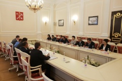 Делегация Центрального комитета Компартии Китая познакомилась с кадровыми технологиями Смольного 