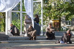 В памятном сквере имени Ольги Берггольц прошел поэтический митинг «Голос блокадного Ленинграда»