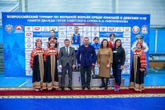 Спортсменки города на Неве – в числе лучших на Всероссийских соревнованиях по вольной борьбе