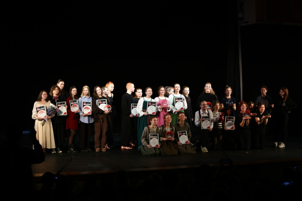 Начинающих актёров Петербурга торжественно наградили на гала концерте Театрального фестиваля