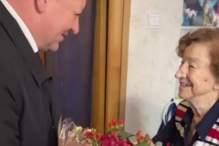 Жительница Калининского района отметила вековой юбилей