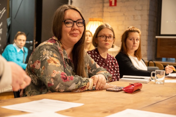 Круглый стол