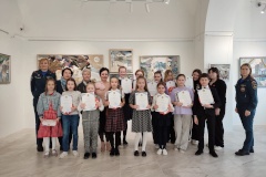 Учащиеся Детской художественной школы Кронштадта стали победителями конкурса рисунков «Безопасность глазами детей»