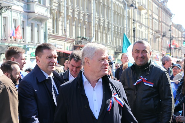 Члены Общественной палаты Санкт‑Петербурга приняли участие в первомайском шествии по Невскому проспекту