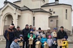 Прихожане храма святого Георгия Победоносца сделали домики для птиц