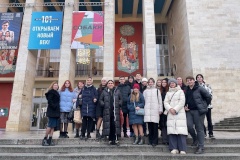 В школе № 376 принимали гостей из Мариуполя