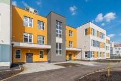 В Приморском районе построен детский сад на 220 мест с бассейном и метеоплощадкой