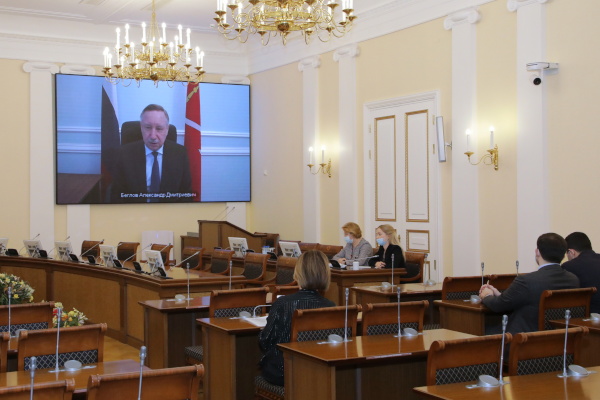 Совещание с членами Правительства Санкт‑Петербурга. Поддержка предприятий для временного трудоустройства работников