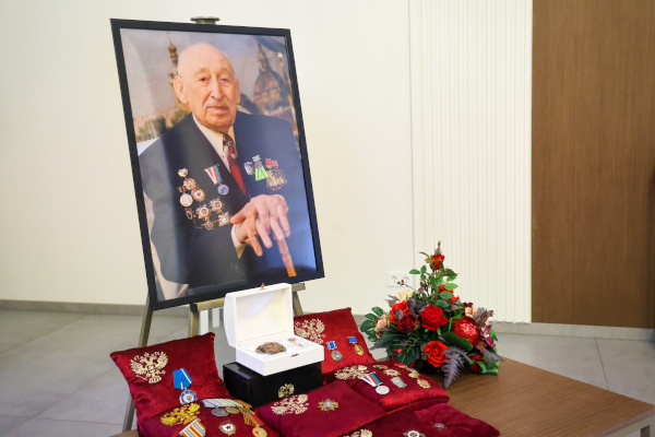 Петербург прощается с Почётным гражданином города, ветераном Великой Отечественной войны Зиновием Леонидовичем Меркиным