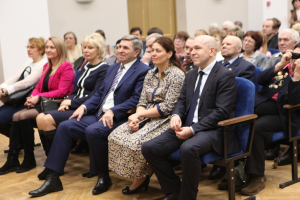 Объявлены итоги конкурса на лучший логотип к столетию Невского района