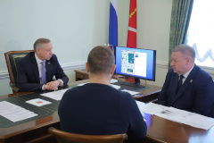 В одном из дворов Калининского района отремонтируют спортплощадку
