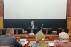 Врио главы Петроградского района Александр Петухов провёл приём граждан