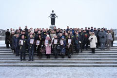 На Пискарёвском мемориальном кладбище почтили память финансистов блокадного Ленинграда
