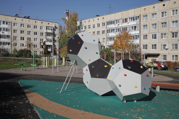 Новое общественное пространство на Пулковском шоссе, 95