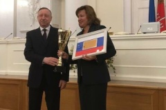 Госслужащие Московского района стали серебряными призерами