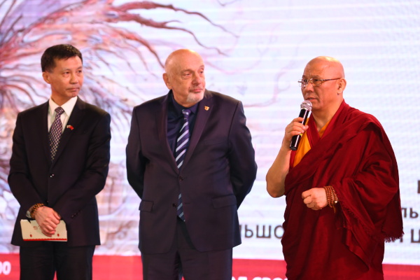 Члены Общественной палаты стали гостями фестивалей культуры «Легенды и предания Поднебесной» и «Земля Калевалы»