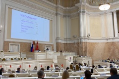 Осенняя корректировка бюджета 2022-2024 годов прошла первое чтение