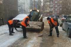 С последствиями обильного снегопада боролись в выходные