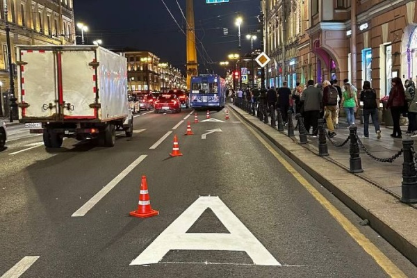 Объявлены аукционы на привлечение подрядчиков к разработке проекта выделенных полос для общественного транспорта на Комендантском и Коломяжском проспектах