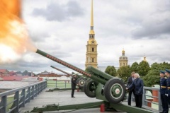 В День Российской гвардии будут чествовать отличившихся школьников
