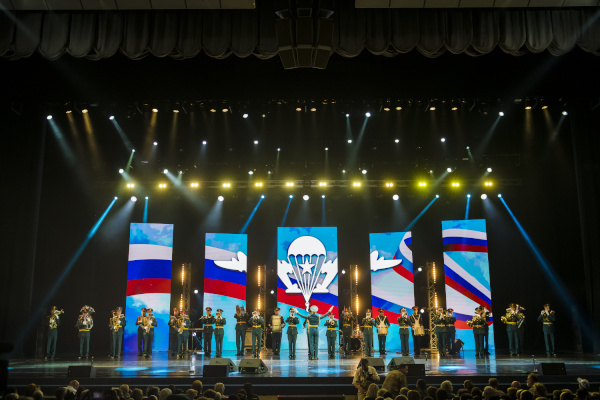 Концерт «Крылатая пехота» в БКЗ «Октябрьский», посвящённый Дню ВДВ (01.08.2025)