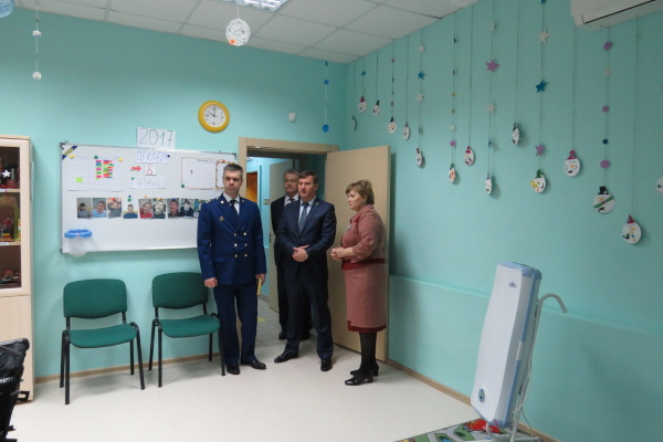 В Невском районе прошла встреча прокуратуры и администрации с населением
