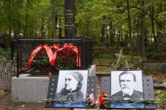 Завершилась реставрация могилы основателей первого детского сада в России