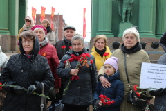 В Кировском районе прошли торжественные возложения цветов в честь 79-й годовщины Великой Победы
