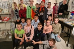 Около 1,5 тысяч детей побывали в школьных музеях Невского района в рамках программы летних лагерей