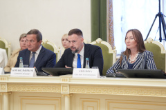 Проект бюджета Санкт‑Петербурга на 2027–2029 годы представлен депутатам на «нулевых чтениях»