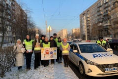Во Фрунзенском районе прошла акция, приуроченная к Всемирному дню памяти жертв ДТП