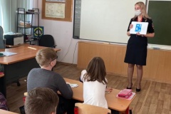 Акция «Снижаем скорость – сохраняем жизнь!» проходит в школах Невского района