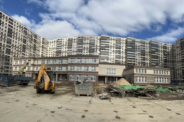 В Красногвардейском районе завершается строительство школы с детским садом