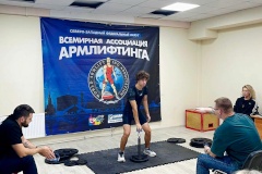 Спортсмены районного подросткового центра «Пушкинец» Пушкинского района выступили на чемпионате Северо-Западного федерального округа по армлифтингу, завоевав сразу две золотые медали